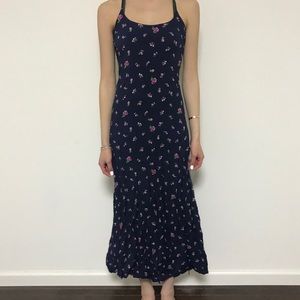 FLORAL MAXI DRESS